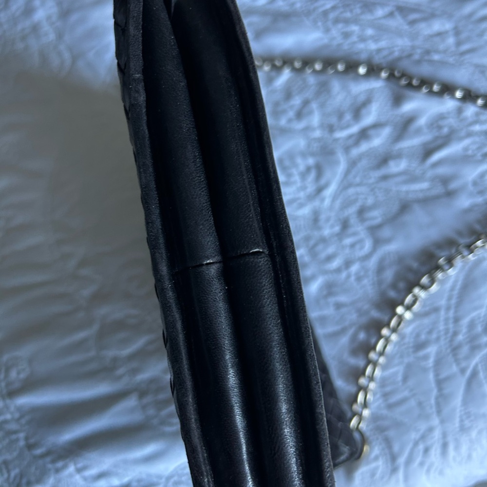 Bottega Veneta Black Woven Shoulder Bag - Picture 10 of 10